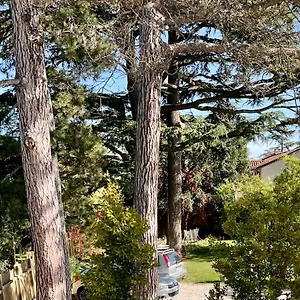 https://maison-chene-cuisine-partagee-et-parking-prive.hotels-rhonealpes.com
