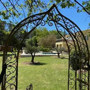 L'eveil En Provence Couette-café