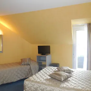 https://au-relais-de-loust.inbrittany.com